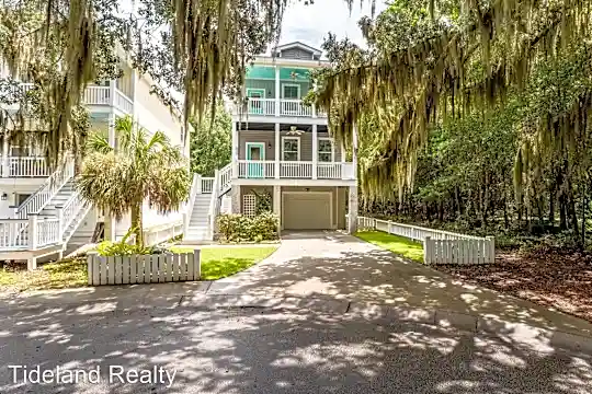 131 Palmetto Breeze Cir Photo 1
