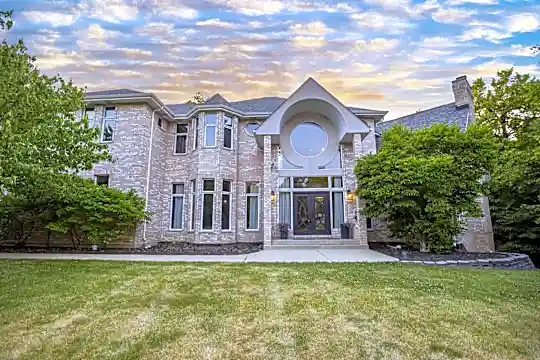 20602 Abbey Dr Photo 1