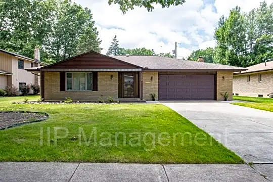 3640 Chrisfield Dr Photo 1