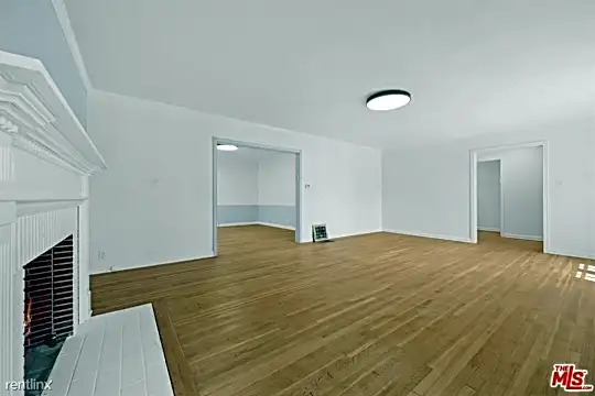 227 25th St Photo 1