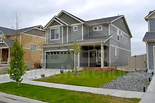 18238 E 52nd Ave Photo 2