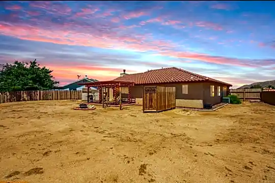 7732 Megan Ct Photo 2