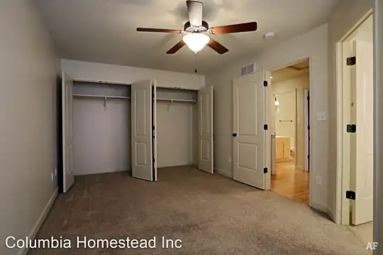Jenne Hill Townhomes Photo 2