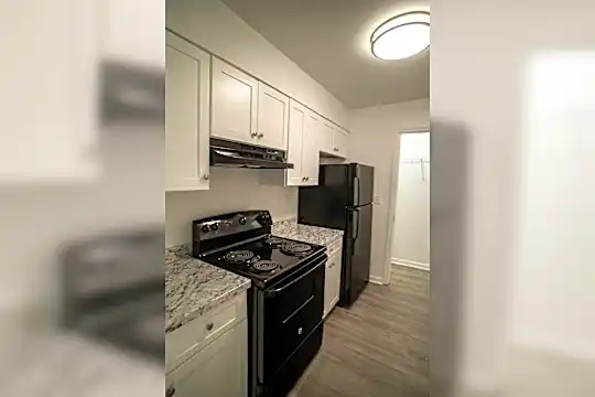 221 Sherry Dr Photo 1