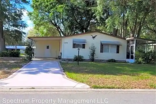1740 Hilton Head Blvd Photo 1