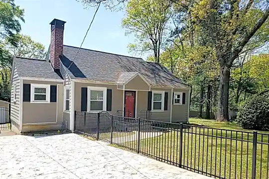 1906 W Forrest Ave Photo 1