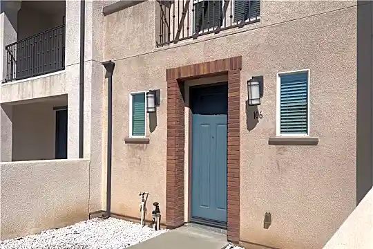 535 W Foothill Blvd #106 Photo 2