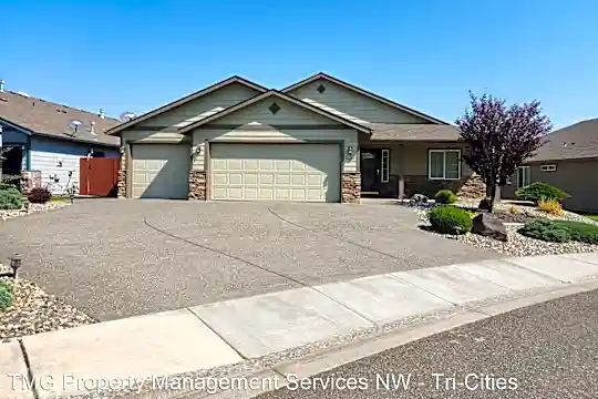 2680 Sandpiper Loop Photo 2