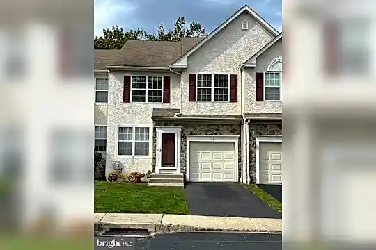 155 Mountain View Dr Photo 1