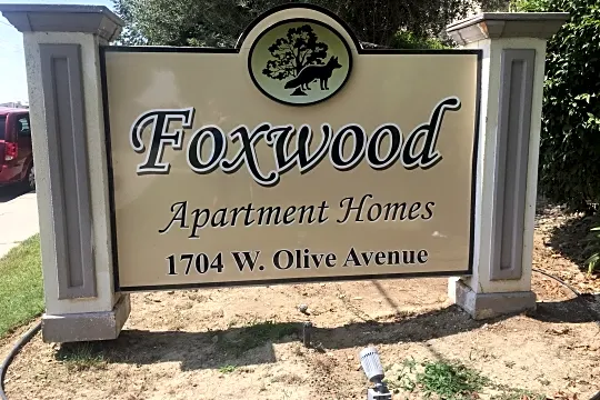 Foxwood Apartments Photo 2
