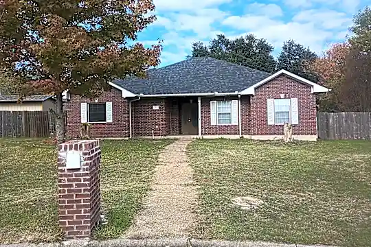 1701 Bankside Ct Photo 2