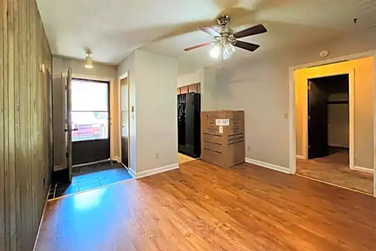 1153 Timbers E Photo 2