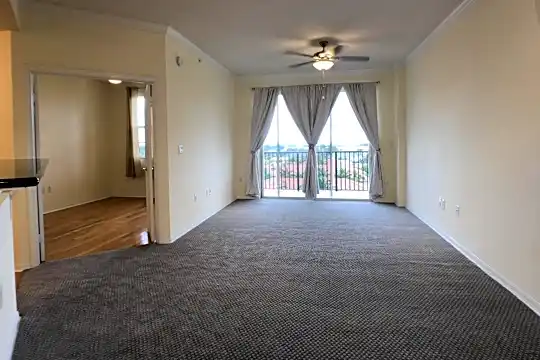 1801 N Flagler Dr #924 Photo 2