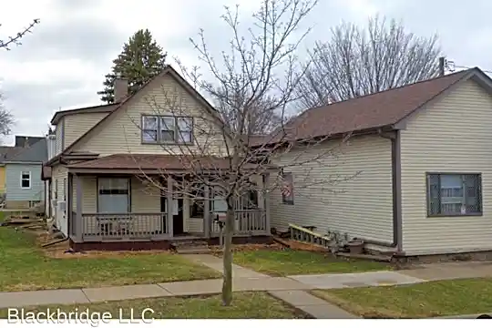 1317 Forest St N Photo 1