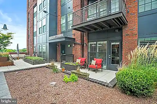 502 Diamondback Dr #205 Photo 2