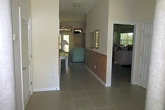 1074 Ave Sonoma Photo 2