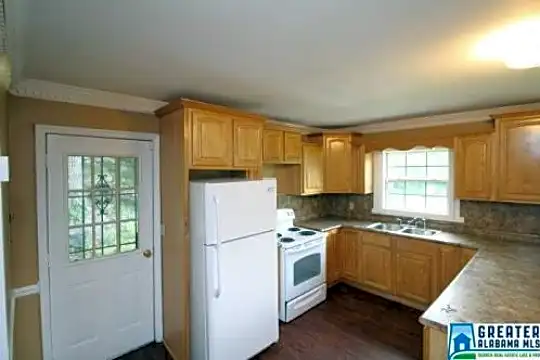 7133 Paris Ave Photo 2