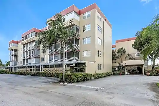 403 NW 68th Ave Unit 409 Photo 1