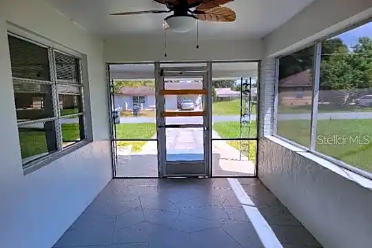 151 Tyler St Photo 2
