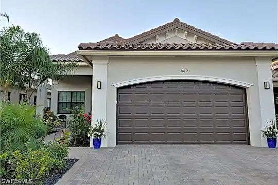 11620 Meadowrun Cir Photo 1