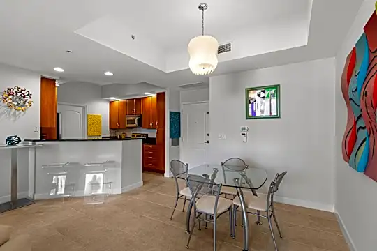 801 S Olive Ave #1417 Photo 2