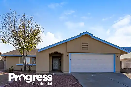 329 W Chesapeake Way Photo 1