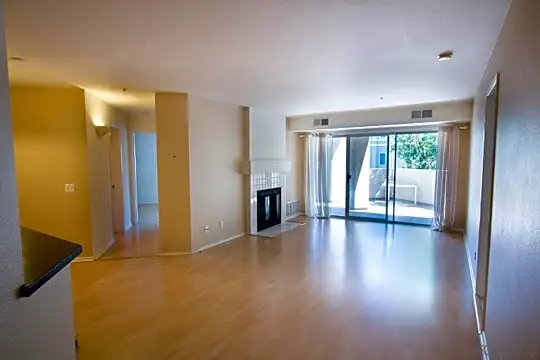 11265 Affinity Ct #108 Photo 2