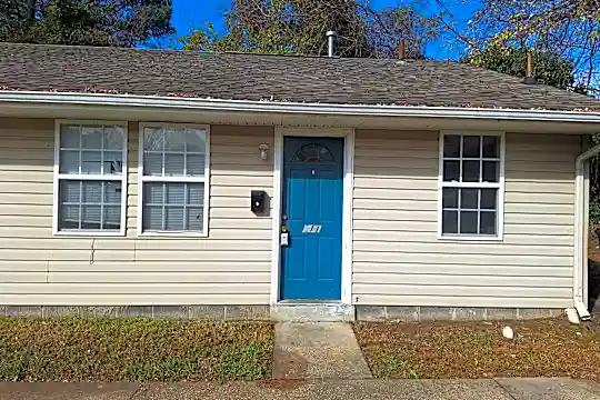 111 E Kelly Ave Photo 1