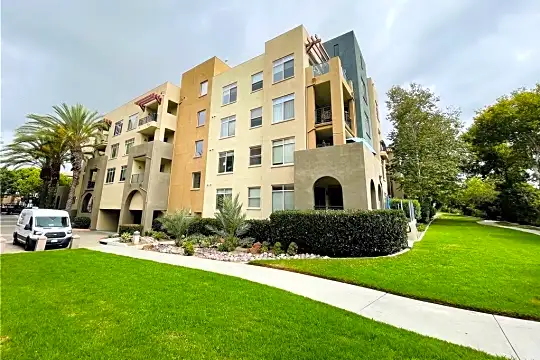 5865 Friars Rd Apt 3207, San Diego, CA 92110, USA - 16 unit Rentals