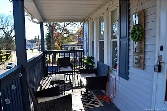 545 Cooke St Photo 2