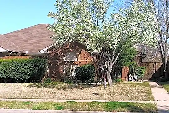 232 Lodge Rd Photo 1