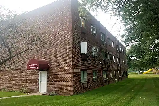 Crystal Terrace Apartments Photo 1