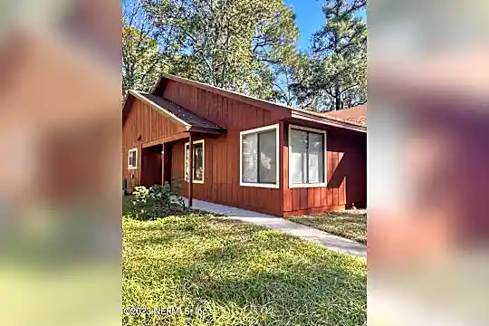 463 Newport Dr Photo 1