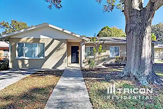 12475 Del Verde Drive Photo 2