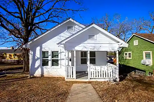 3720 Maryland Ave Photo 1