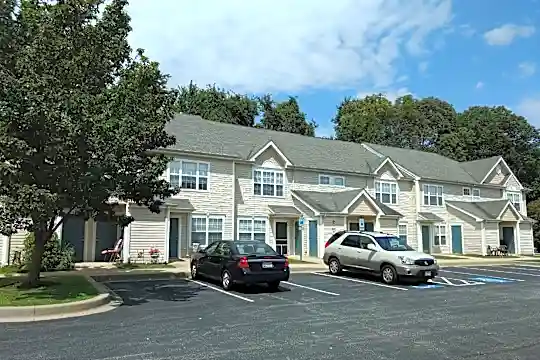 Maple Heights Apartments Photo 1