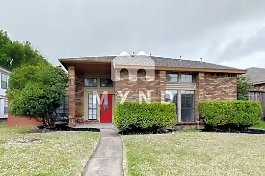 7805 Steppington Drive Photo 1