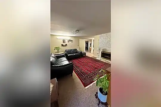32 Sycamore Cir Photo 2
