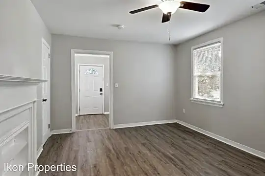 2231 Greenwood Street Photo 1