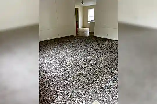 31 Bennett Dr Photo 1