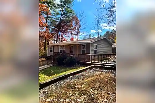 16 Jones Hillock Dr Photo 1