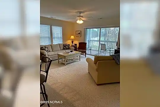 3350 Club Villas Dr #603 Photo 2