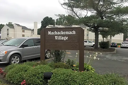 Machackemach Village Photo 2