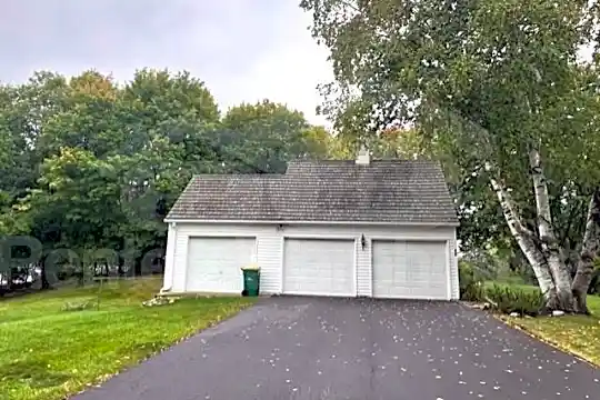 40 Stubbs Bay Rd Photo 1