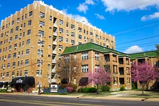 The Gilmore Apartments Photo 1