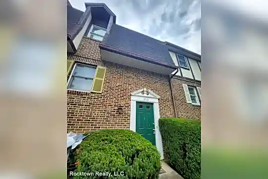 1216 Mountain View Dr Photo 1