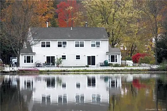 Ice Skates for sale in Middle Haddam, Connecticut