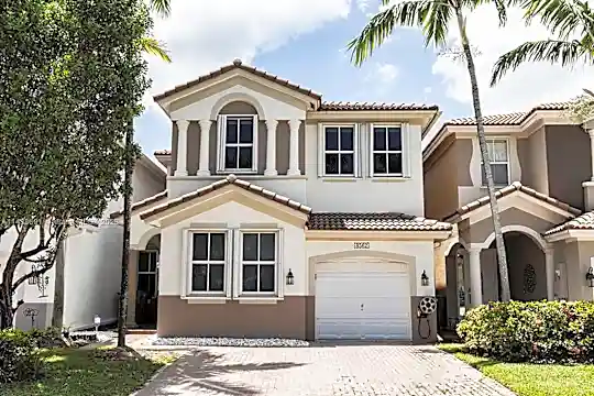 8562 NW 108th Ave #8562 Photo 1