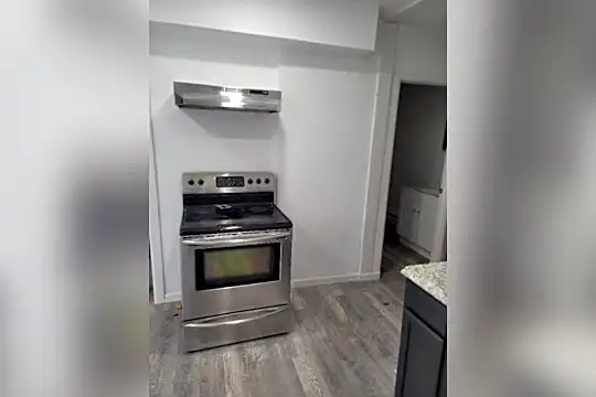 129 Willow St Photo 2