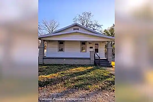 1666 Eastwood Ave Photo 1